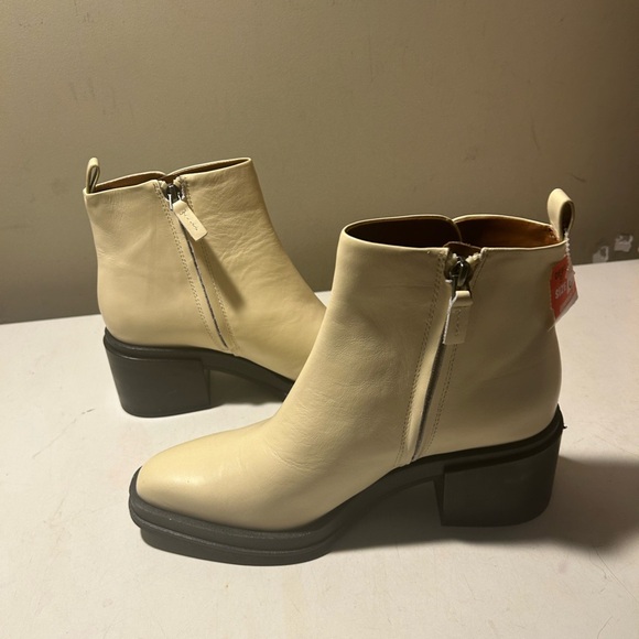 Franco Sarto ivory color leather ankle boots 1.5” block heels various sizes NWT - Picture 7 of 7